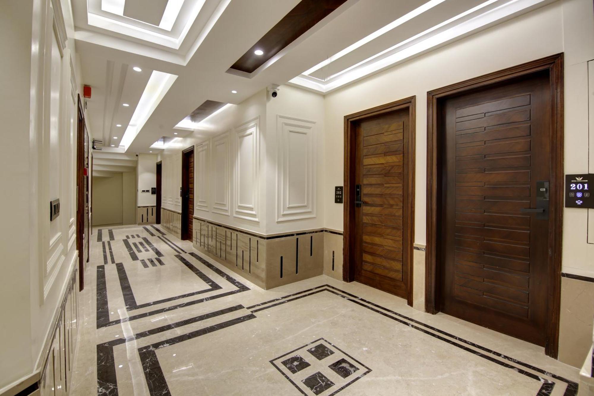 The Vanson Pride Delhi New Delhi Exteriör bild